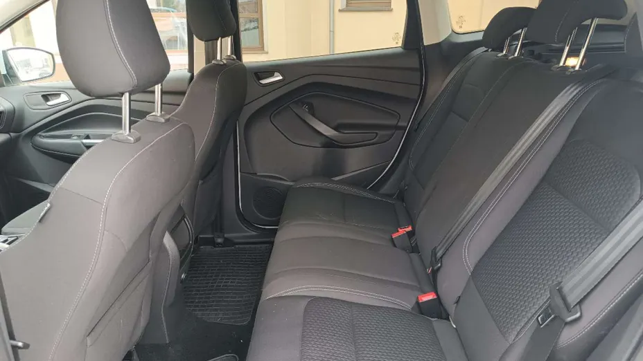 FORD Kuga -