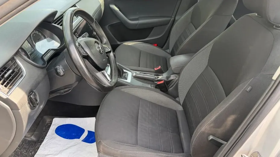 SKODA Octavia -