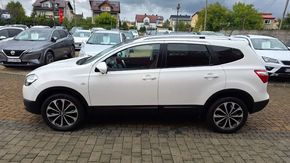 NISSAN Qashqai+2 -