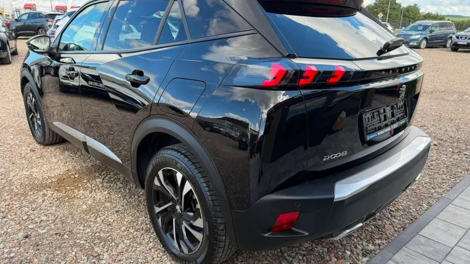 PEUGEOT 2008 -