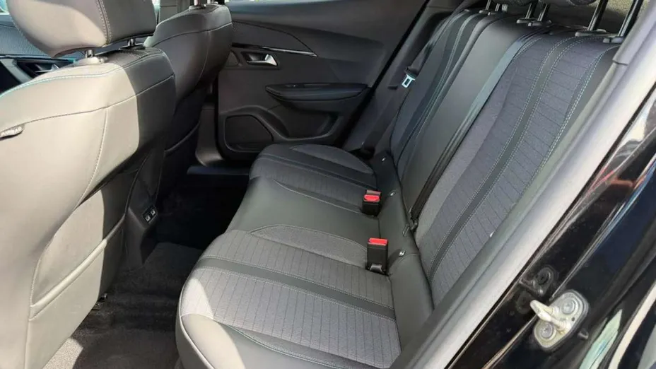 PEUGEOT 2008 -