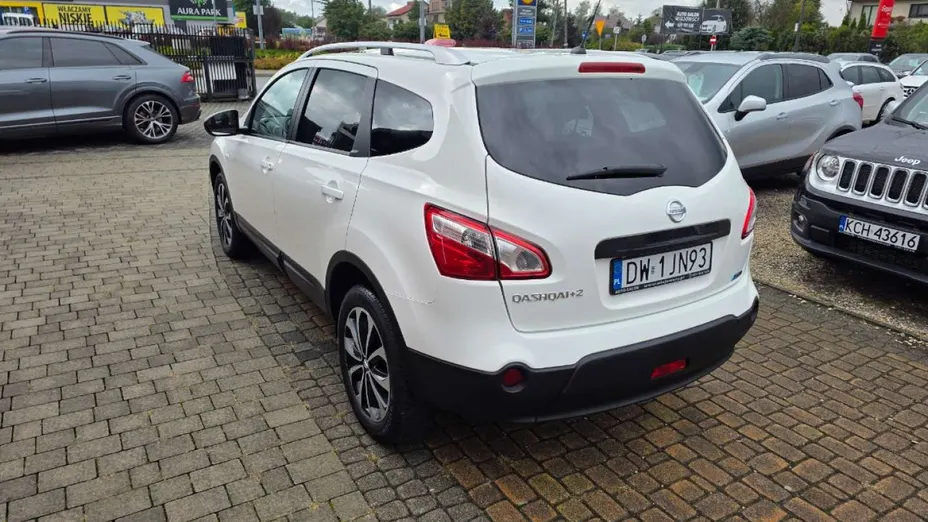 NISSAN Qashqai+2 -
