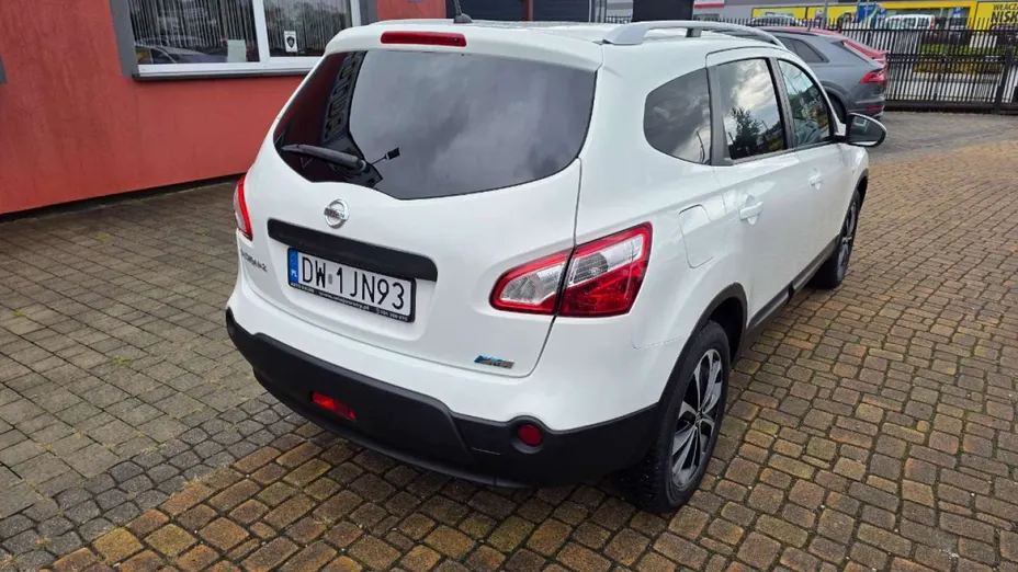 NISSAN Qashqai+2 -