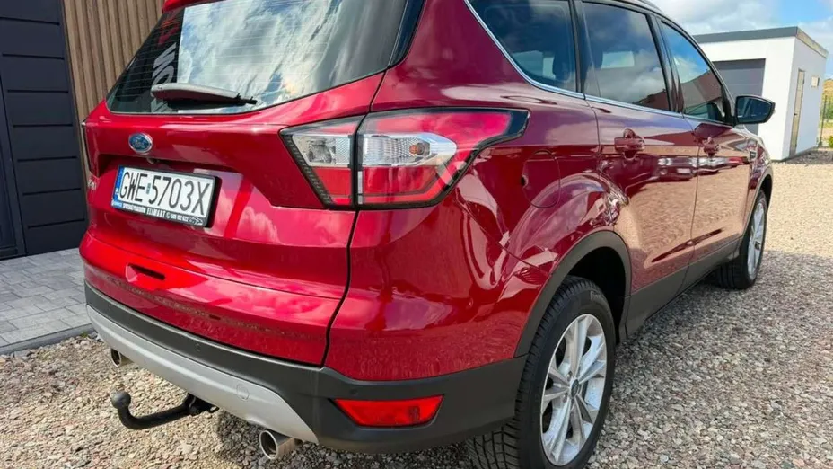 FORD Kuga -