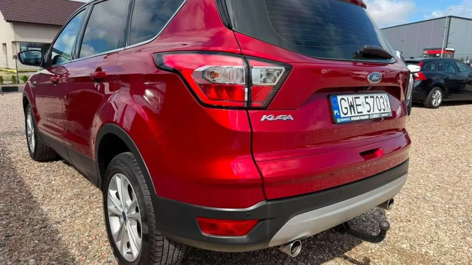FORD Kuga -