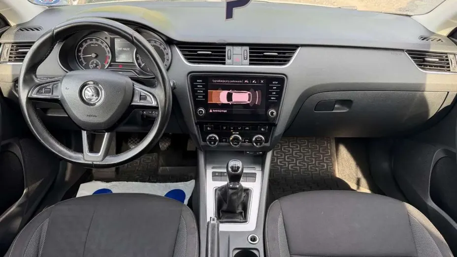 SKODA Octavia -