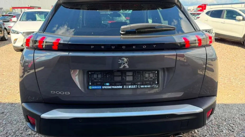 PEUGEOT 2008 -