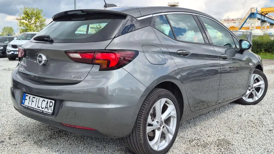 OPEL Astra -
