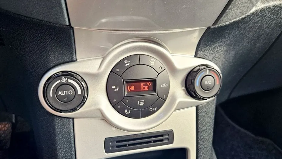 FORD Fiesta -