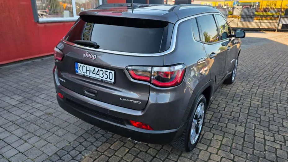 JEEP Compass -