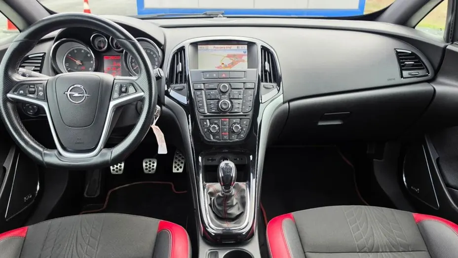OPEL Astra -