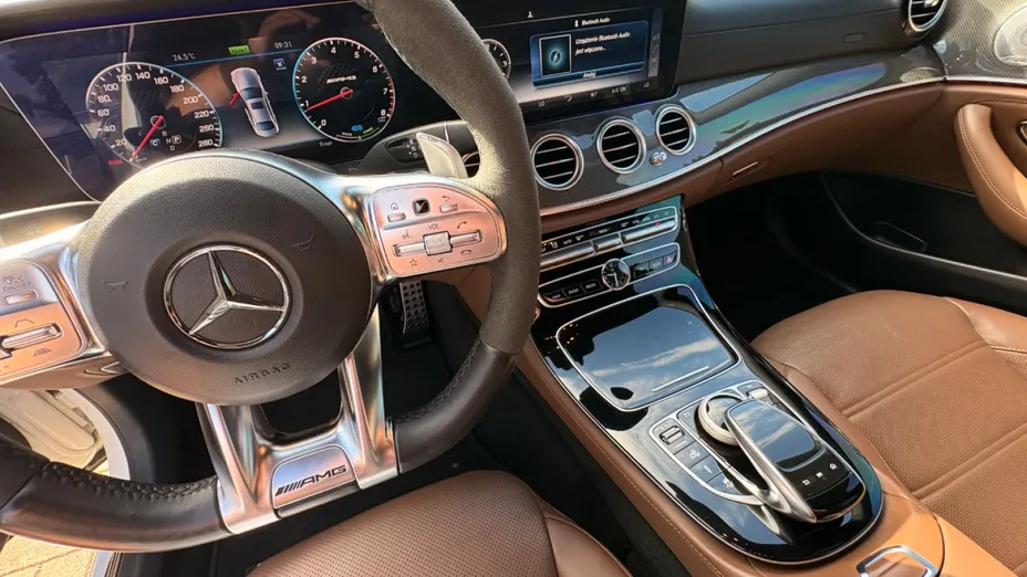 MERCEDES-BENZ E Klasa -