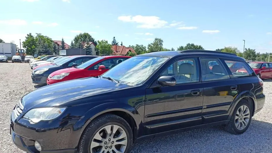 SUBARU Outback -