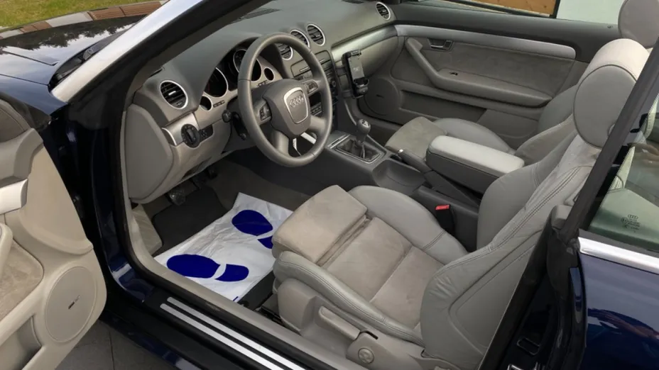AUDI Cabriolet -