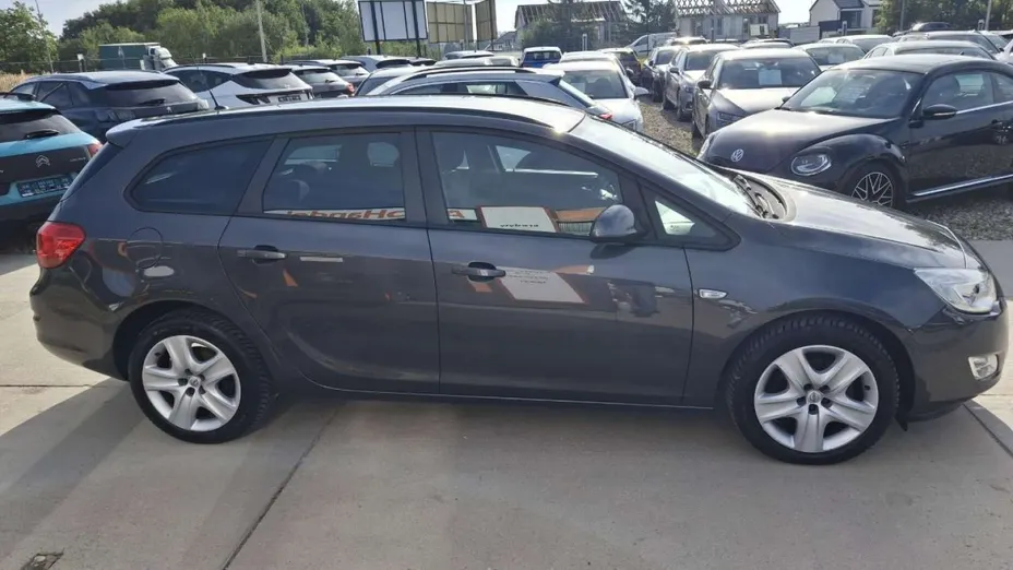 OPEL Astra -
