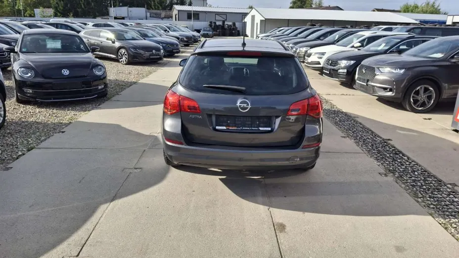 OPEL Astra -