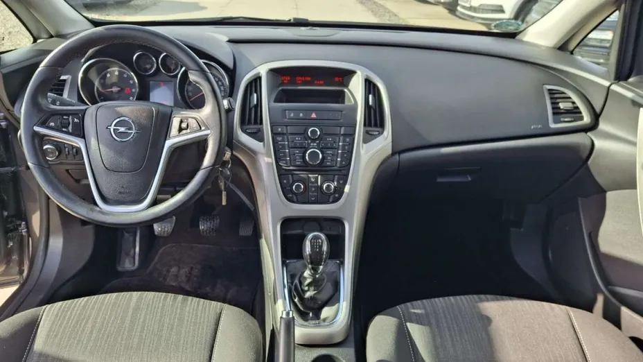 OPEL Astra -