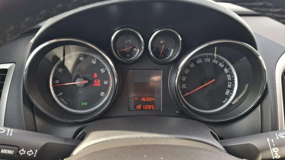 OPEL Astra -