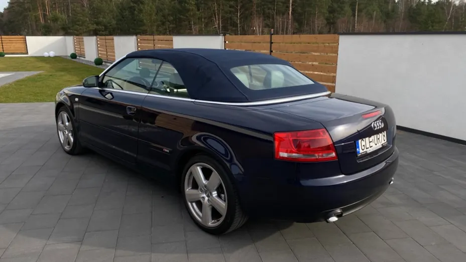 AUDI Cabriolet -