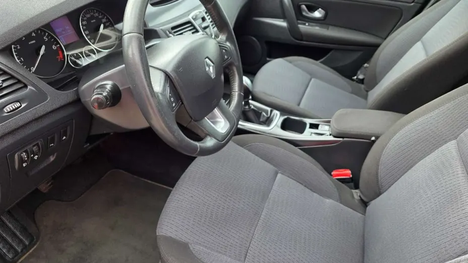RENAULT Laguna -