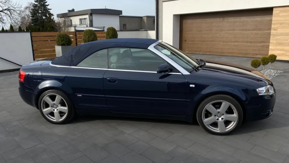 AUDI Cabriolet -