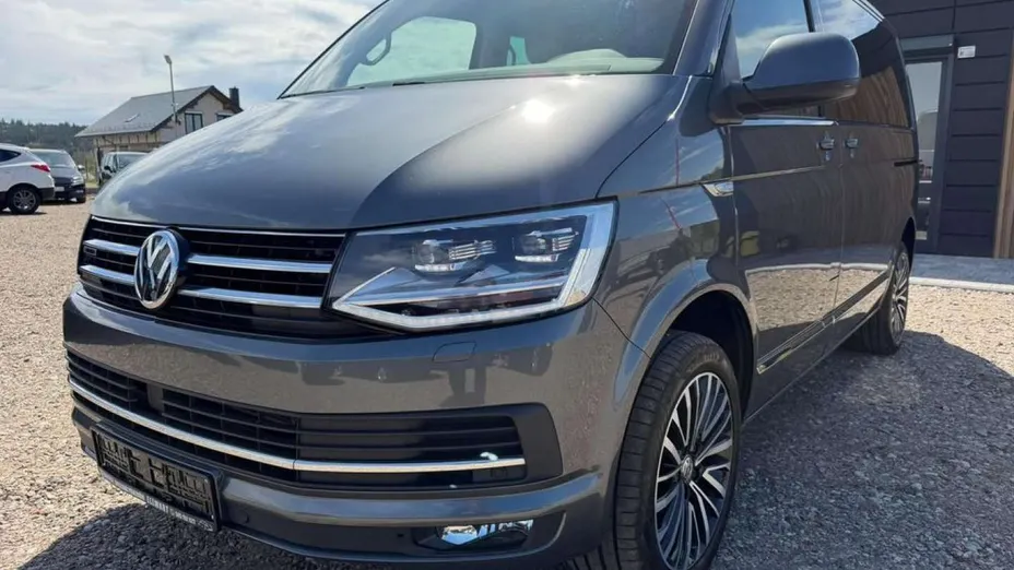 VOLKSWAGEN Multivan -