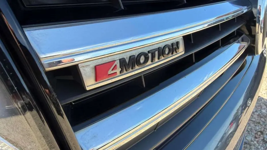 VOLKSWAGEN Multivan -