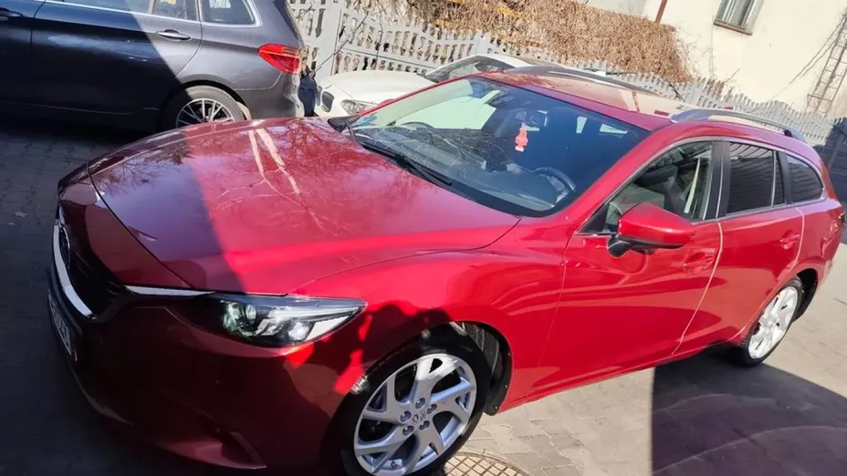 MAZDA 6 -