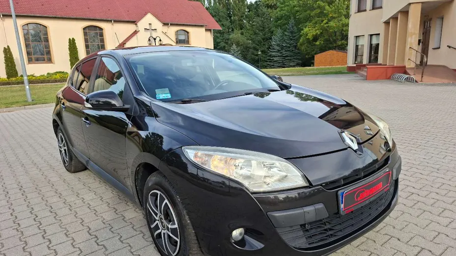 RENAULT Megane -