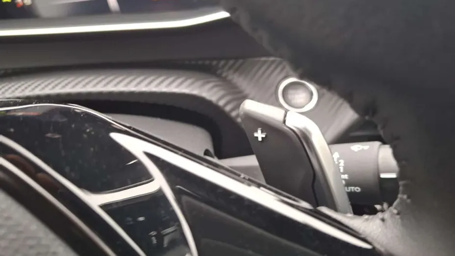 PEUGEOT 2008 -