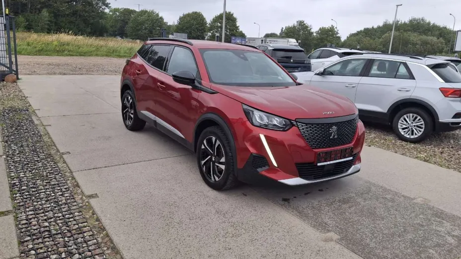 PEUGEOT 2008 -