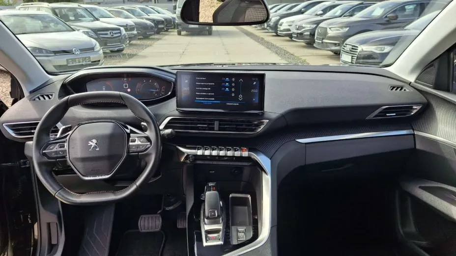 PEUGEOT 3008 -