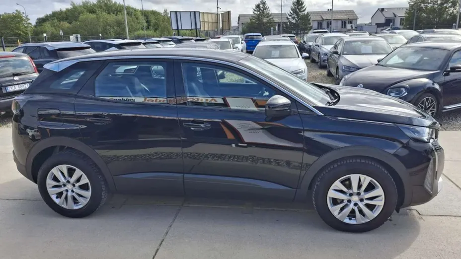 PEUGEOT 3008 -