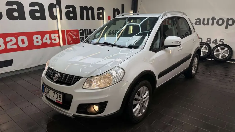 SUZUKI SX4 -