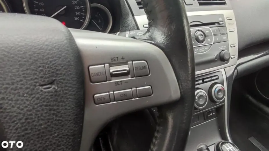 MAZDA 6 -