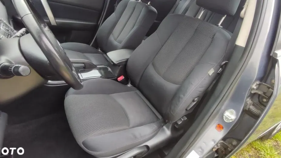 MAZDA 6 -
