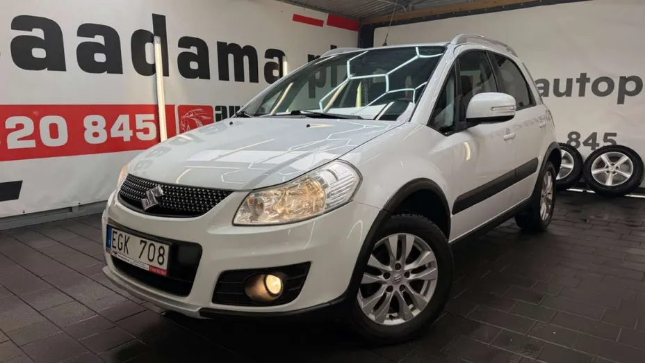 SUZUKI SX4 -