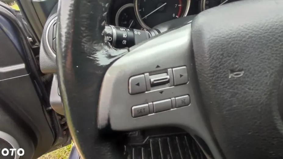 MAZDA 6 -