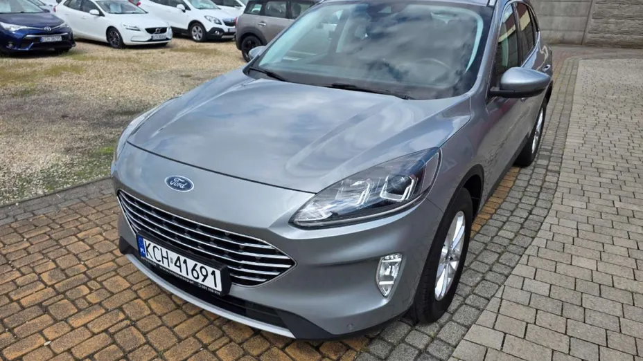 FORD Kuga -