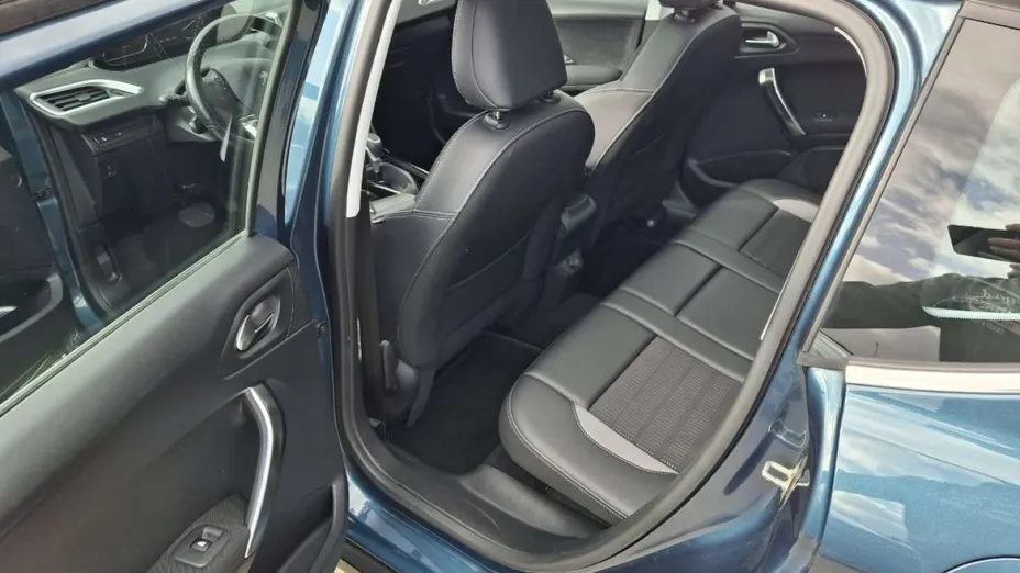 PEUGEOT 2008 -
