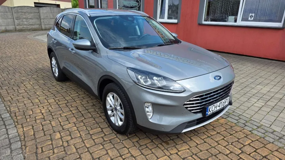 FORD Kuga -