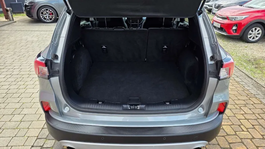 FORD Kuga -