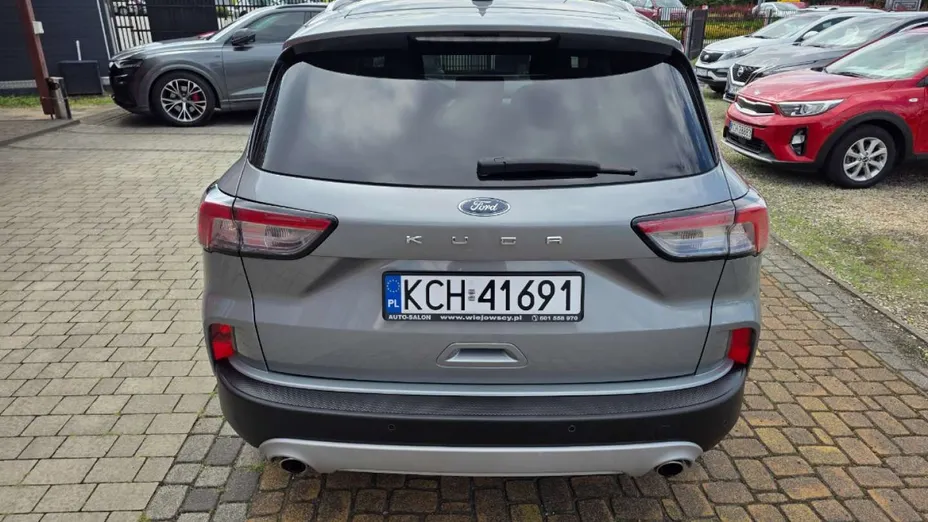 FORD Kuga -