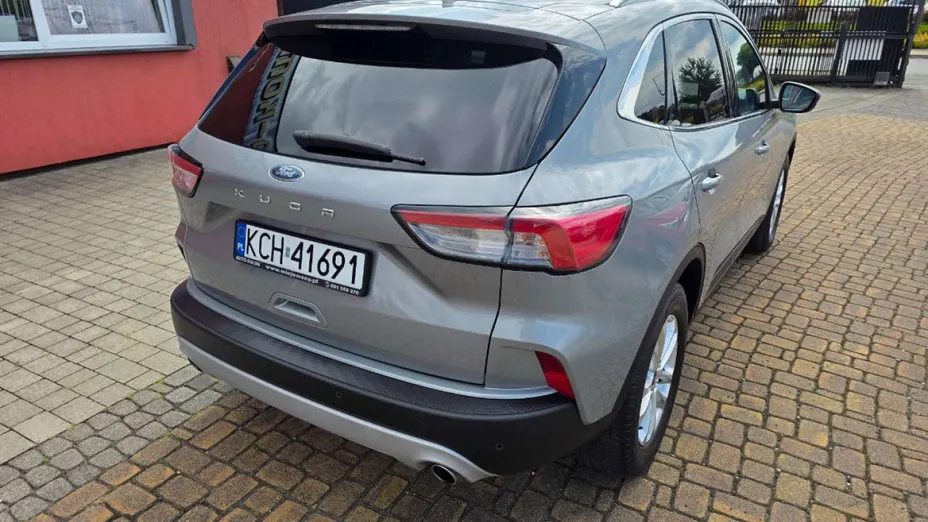 FORD Kuga -