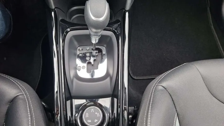 PEUGEOT 2008 -