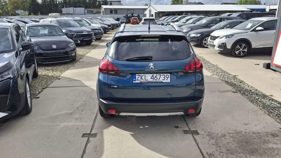 PEUGEOT 2008 -