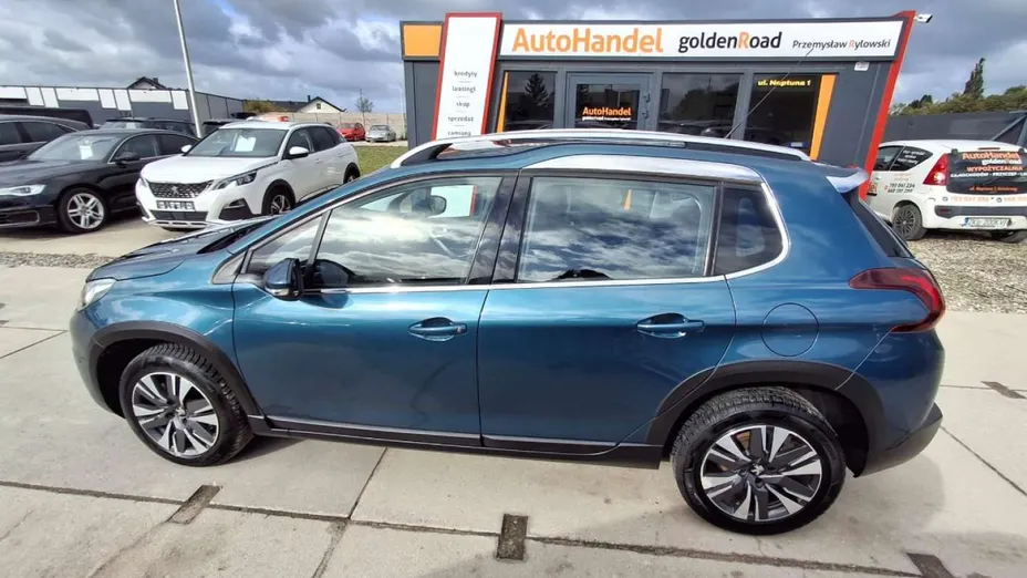 PEUGEOT 2008 -