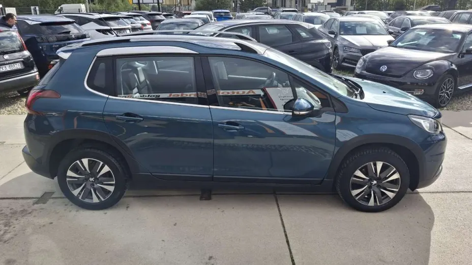 PEUGEOT 2008 -