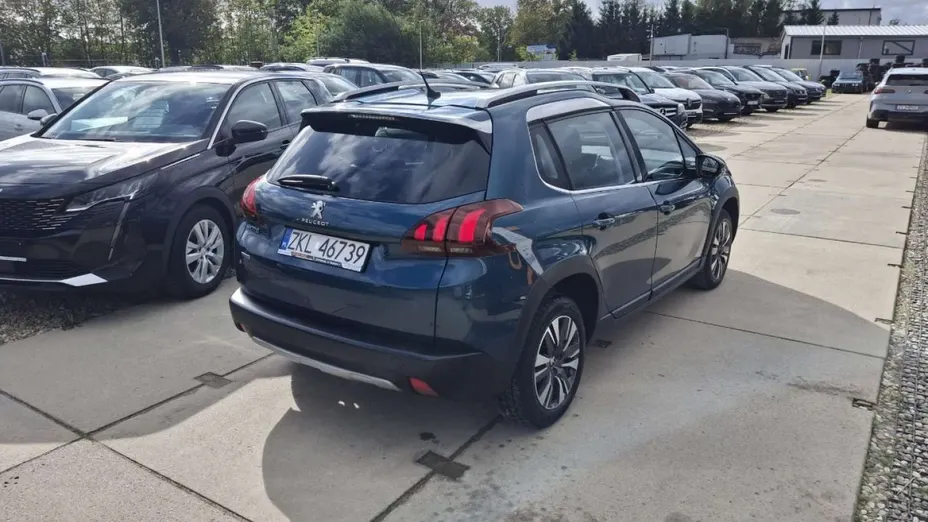 PEUGEOT 2008 -