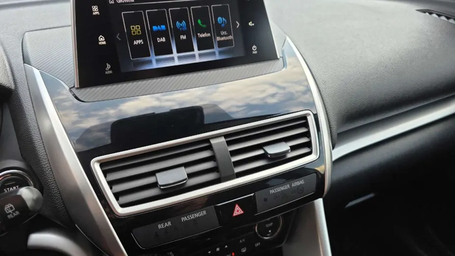 MITSUBISHI Eclipse Cross -